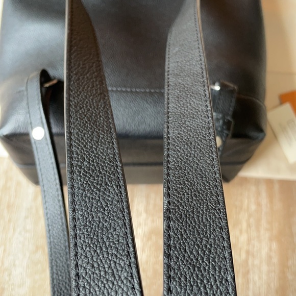 Louis Vuitton⚡️Rare⚡️Lockme Backpack Black M41815 - Picture 17 of 17